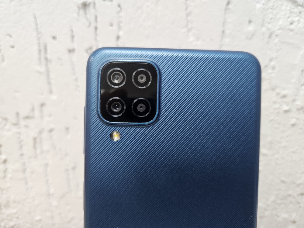 Смартфон Samsung Galaxy A12 3/32