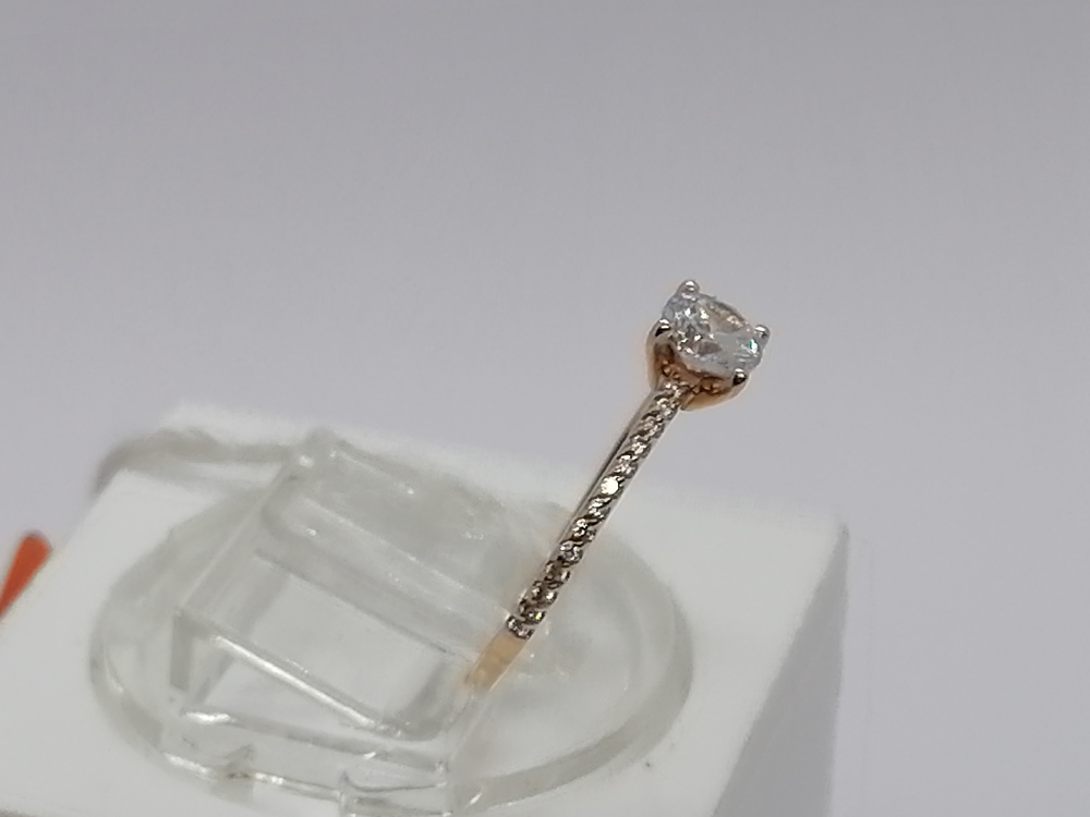 КОЛЬЦО С КАМНЯМИ (Au 585)