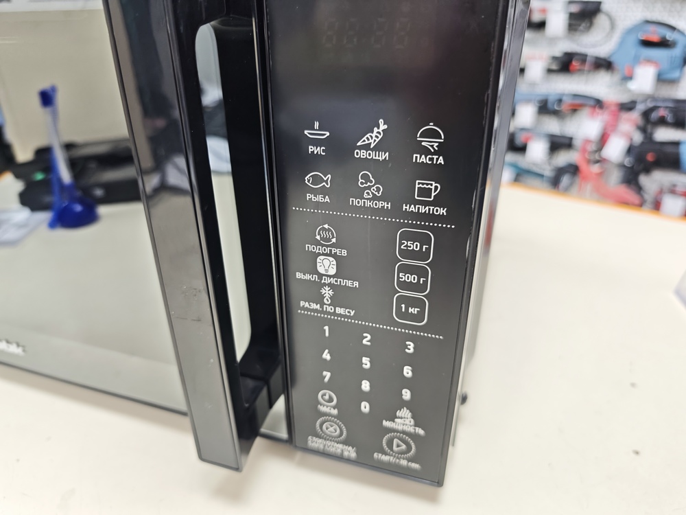 Микроволновая печь BBK 20MWS-806S