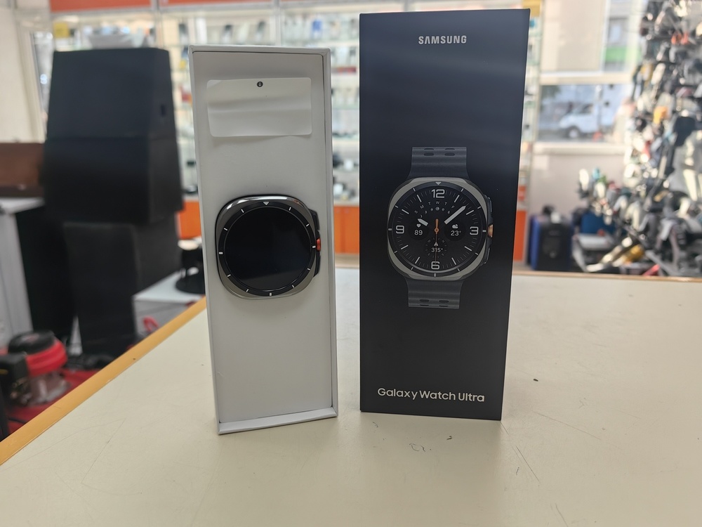 Смарт-часы Samsung Galaxy Watch Ultra 47мм LTE