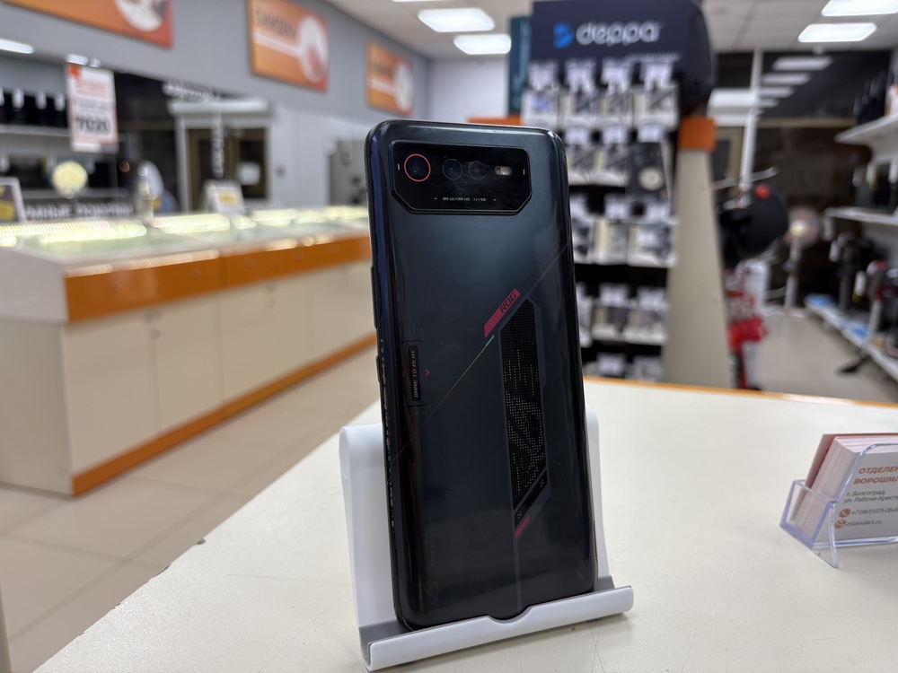 Смартфон Asus Rog Phone 6 12/128