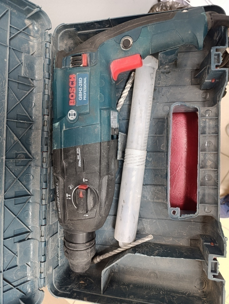 Перфоратор Bosch GBH 2-28