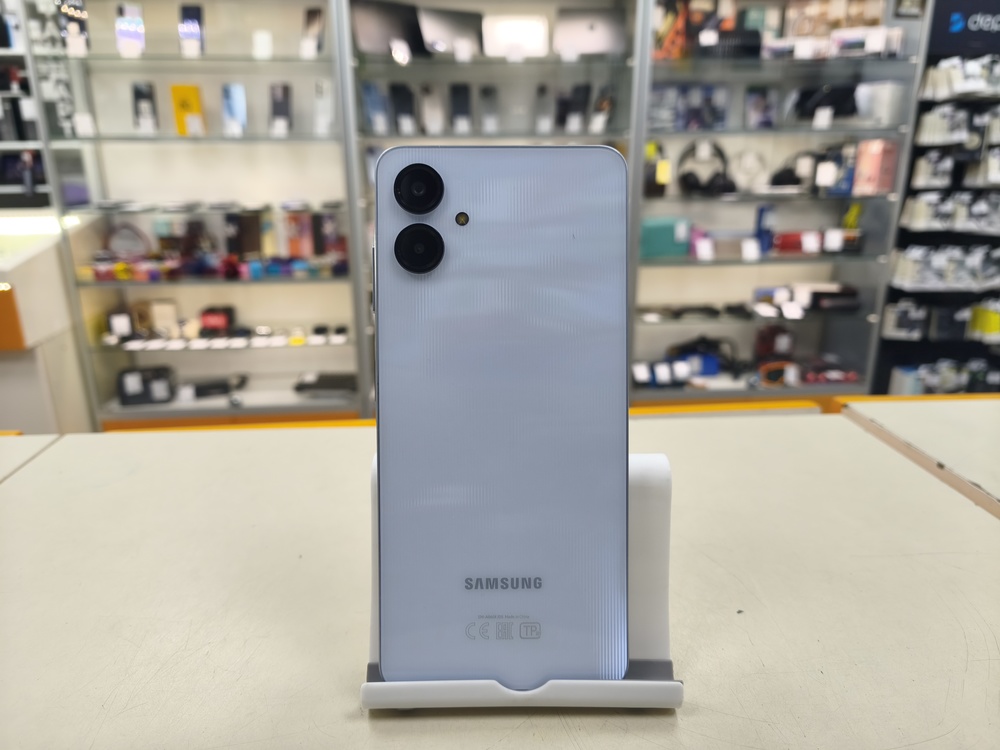 Смартфон Samsung Galaxy A06 4/64
