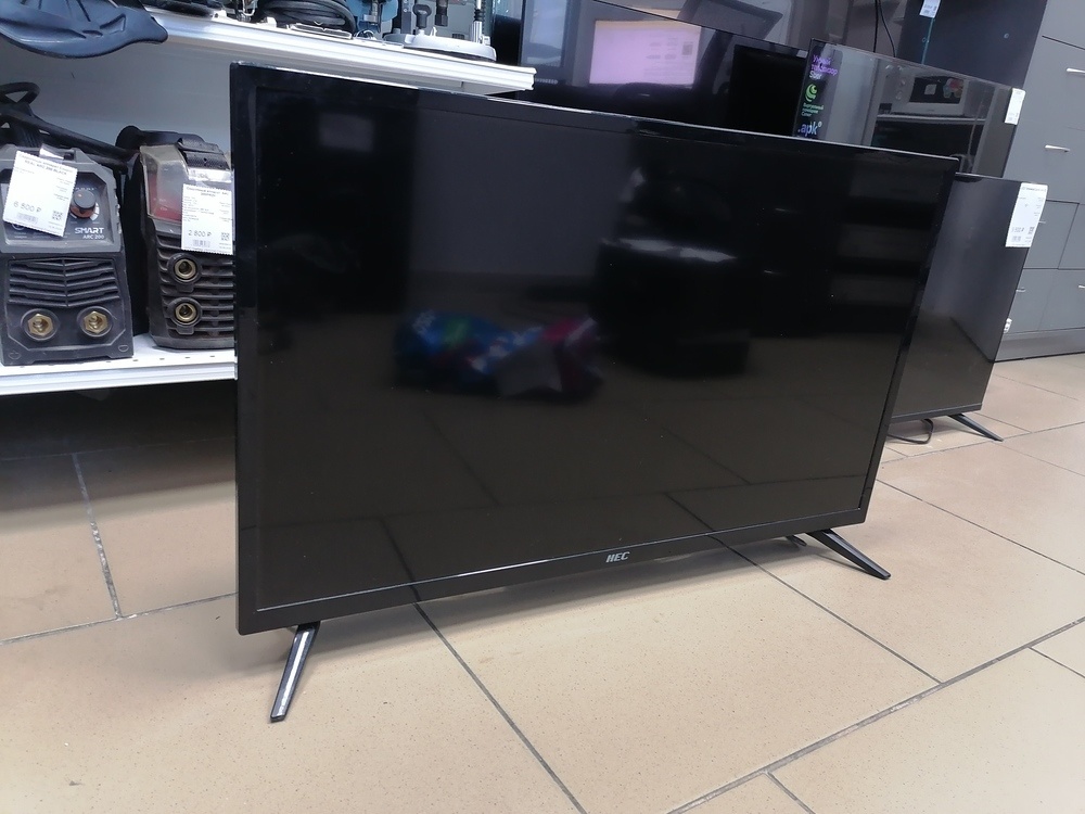 LED Телевизор HEC H32E06S