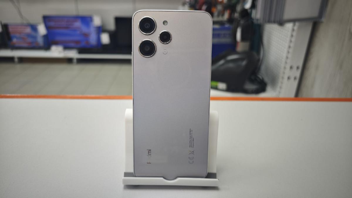 Смартфон Xiaomi Redmi 12 8/256