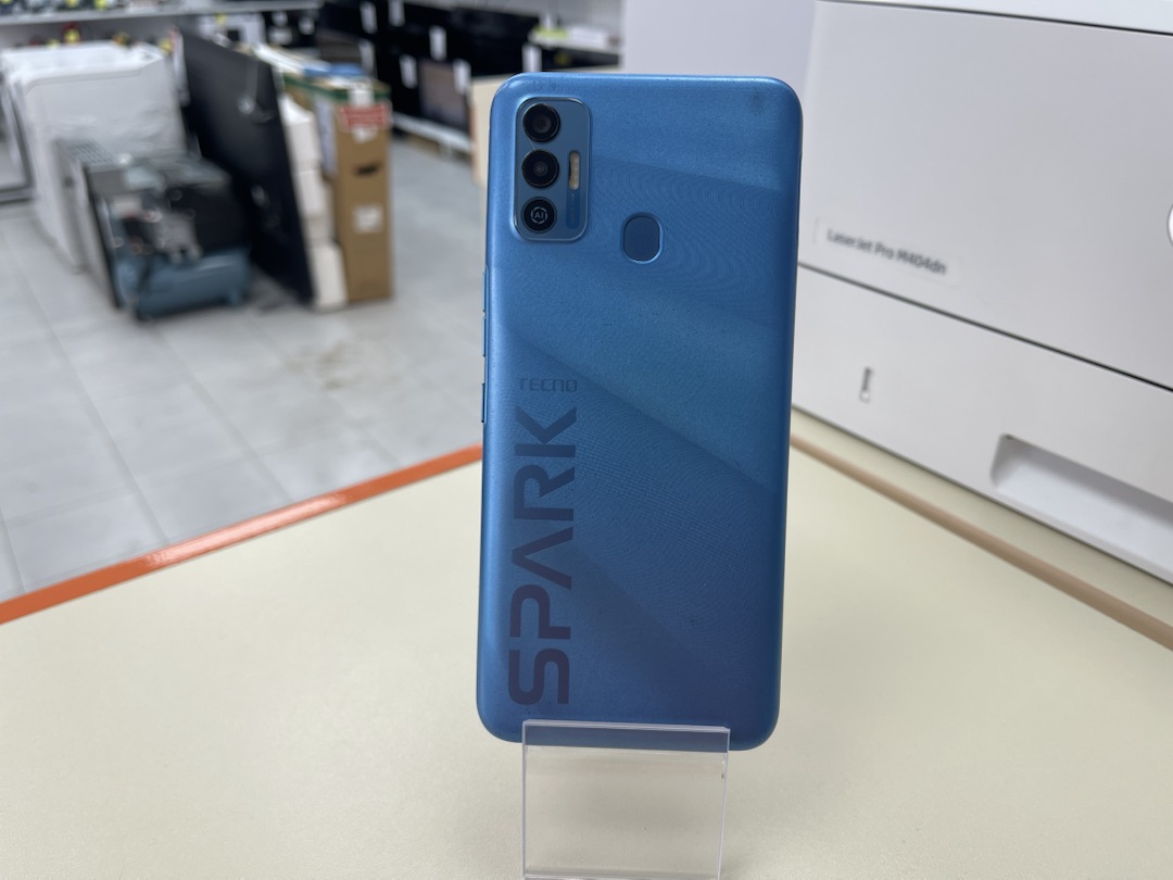 Смартфон Tecno Spark 7 4/64