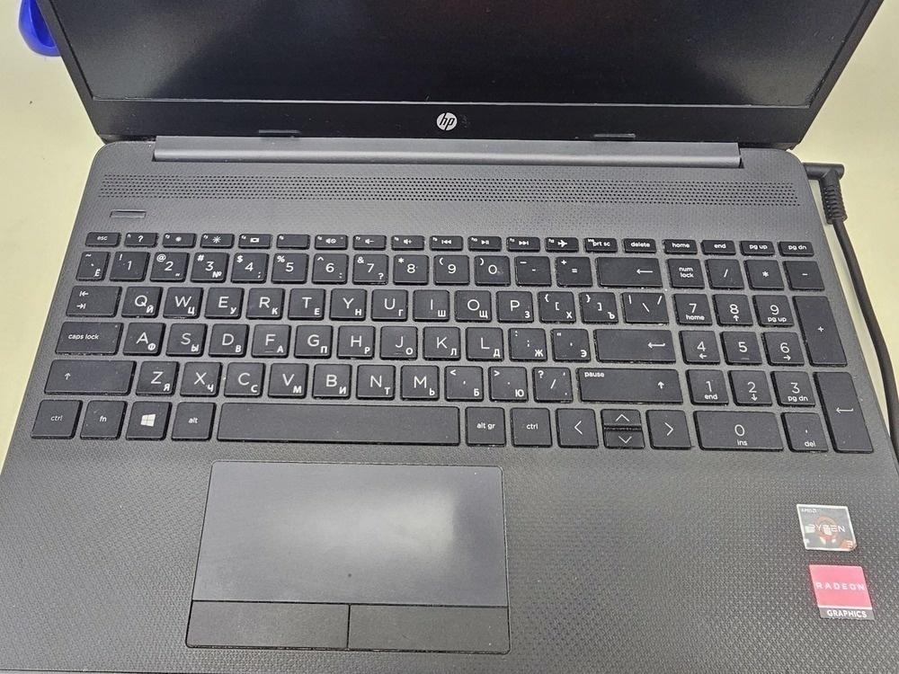 Ноутбук HP; Ryzen 3 3250U, Radeon R7 M440, 12 Гб, 240 Гб, Нет