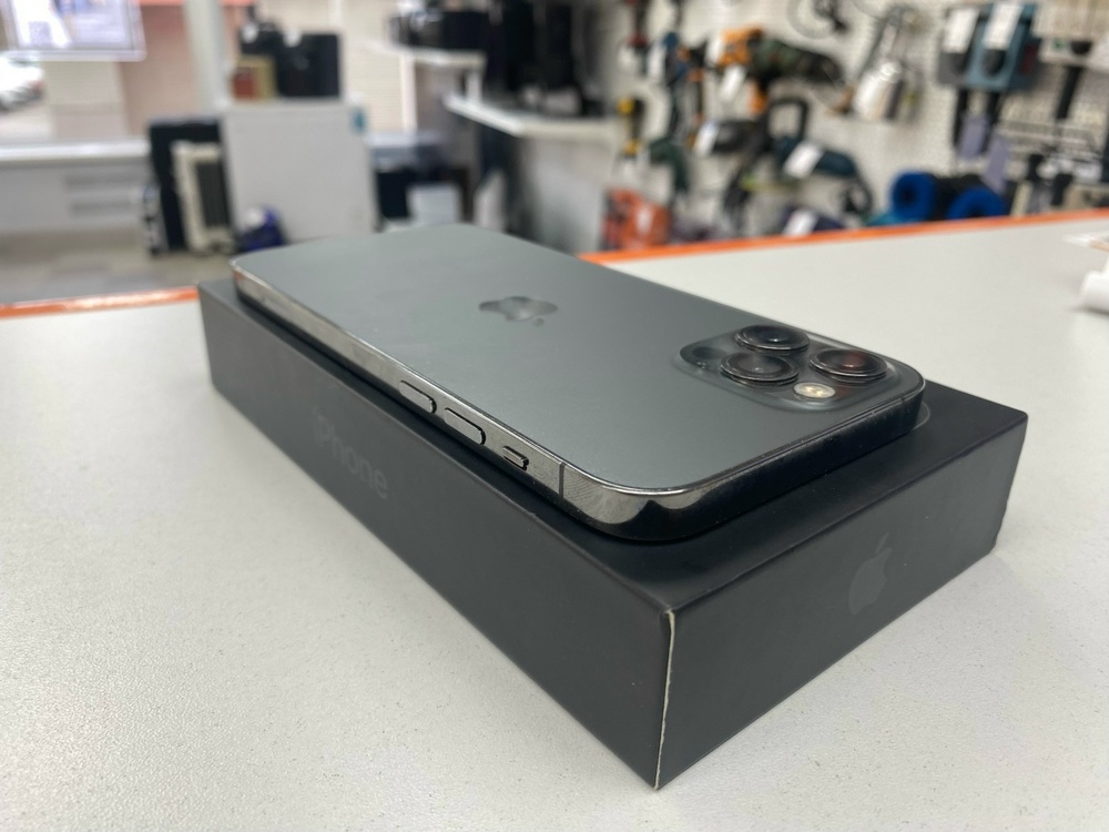 Смартфон Apple iPhone 12 Pro 256Gb