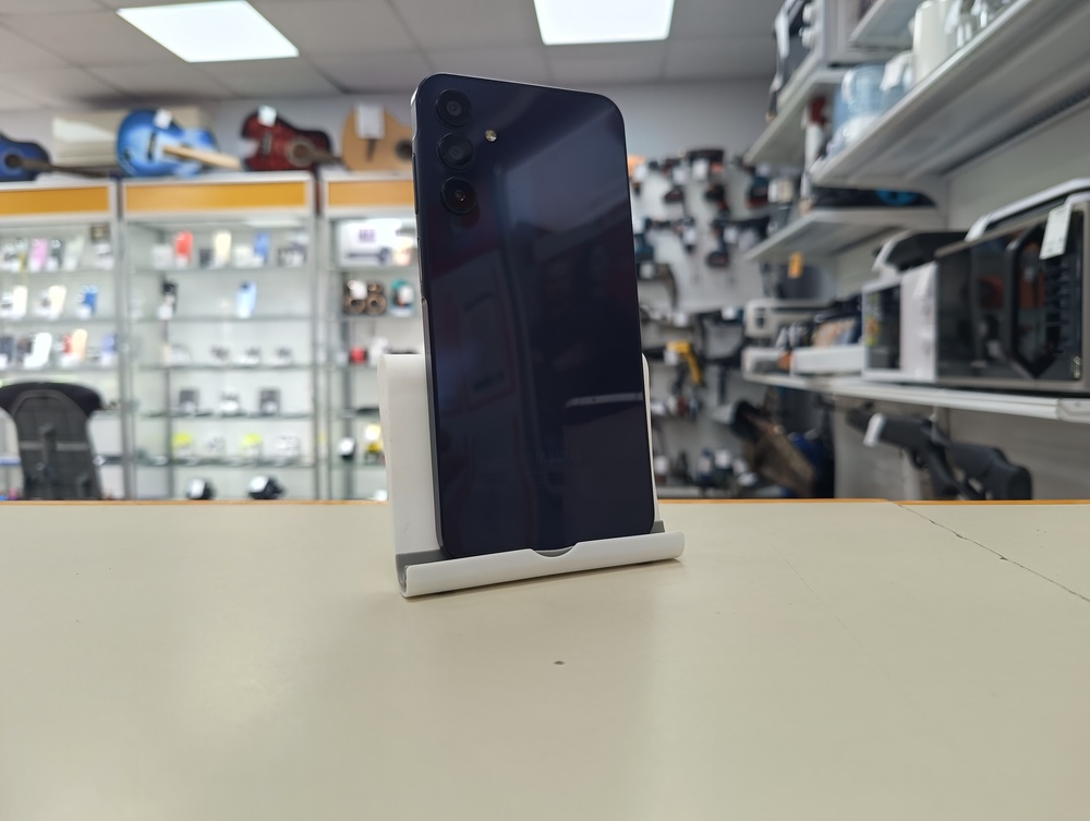 Смартфон Samsung Galaxy A15 6/128