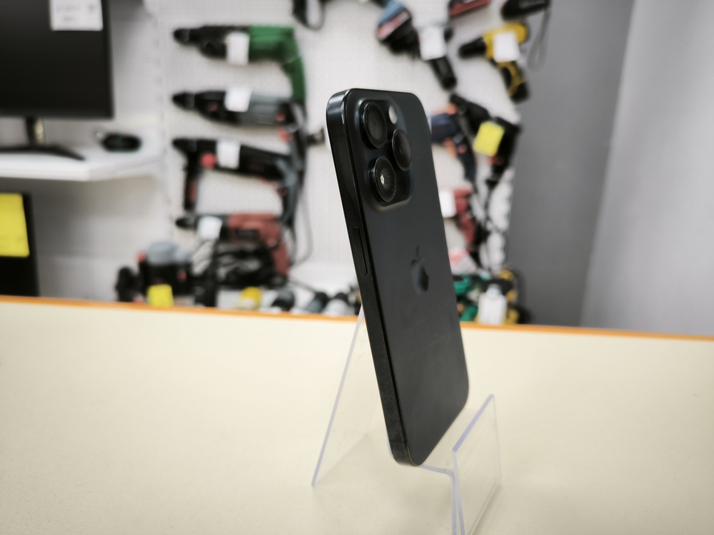 Смартфон Apple Iphone 15 Pro 128Gb