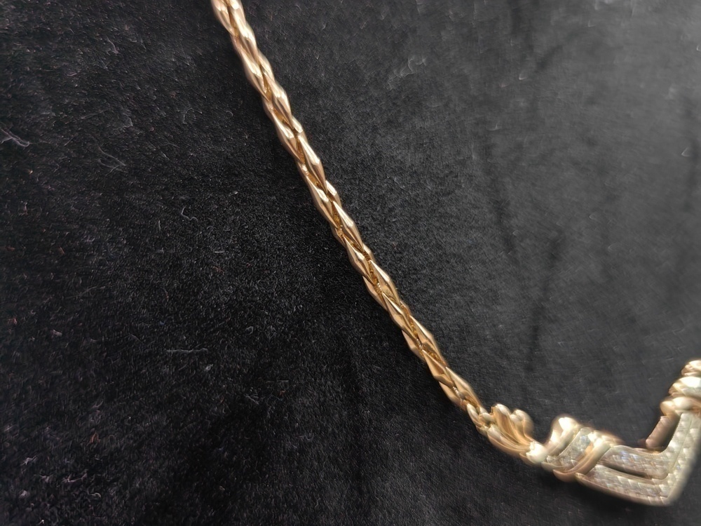 КОЛЬЕ С КАМНЯМИ Au 585