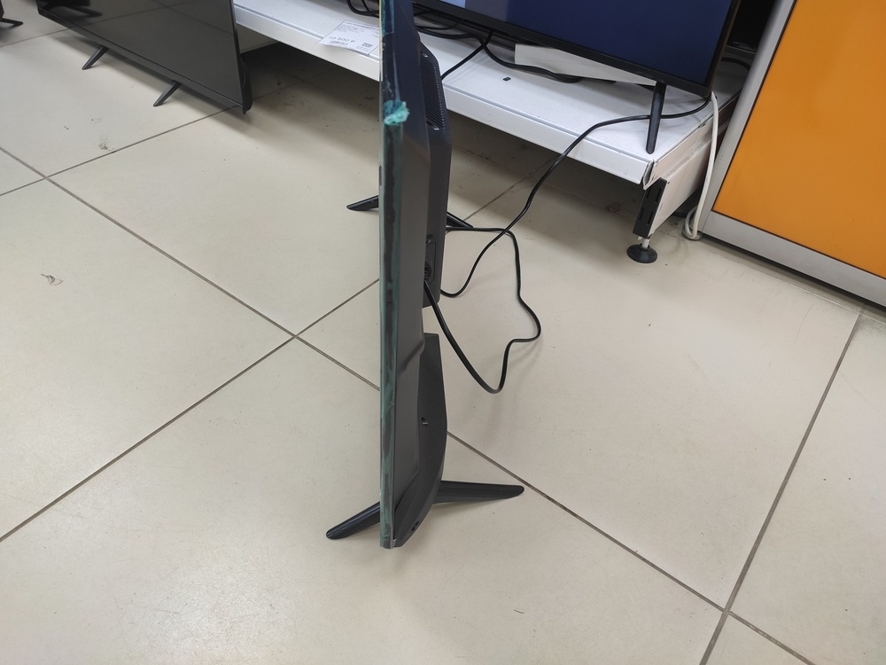 LED Телевизор BQ 32FS34B