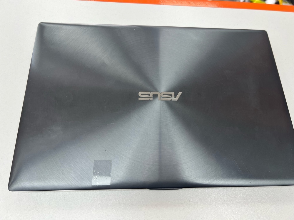 Ноутбук ASUS UX32A; Core i3-2367M, Intel HD Graphics 3000, 4 Гб, Нет, 320 Гб