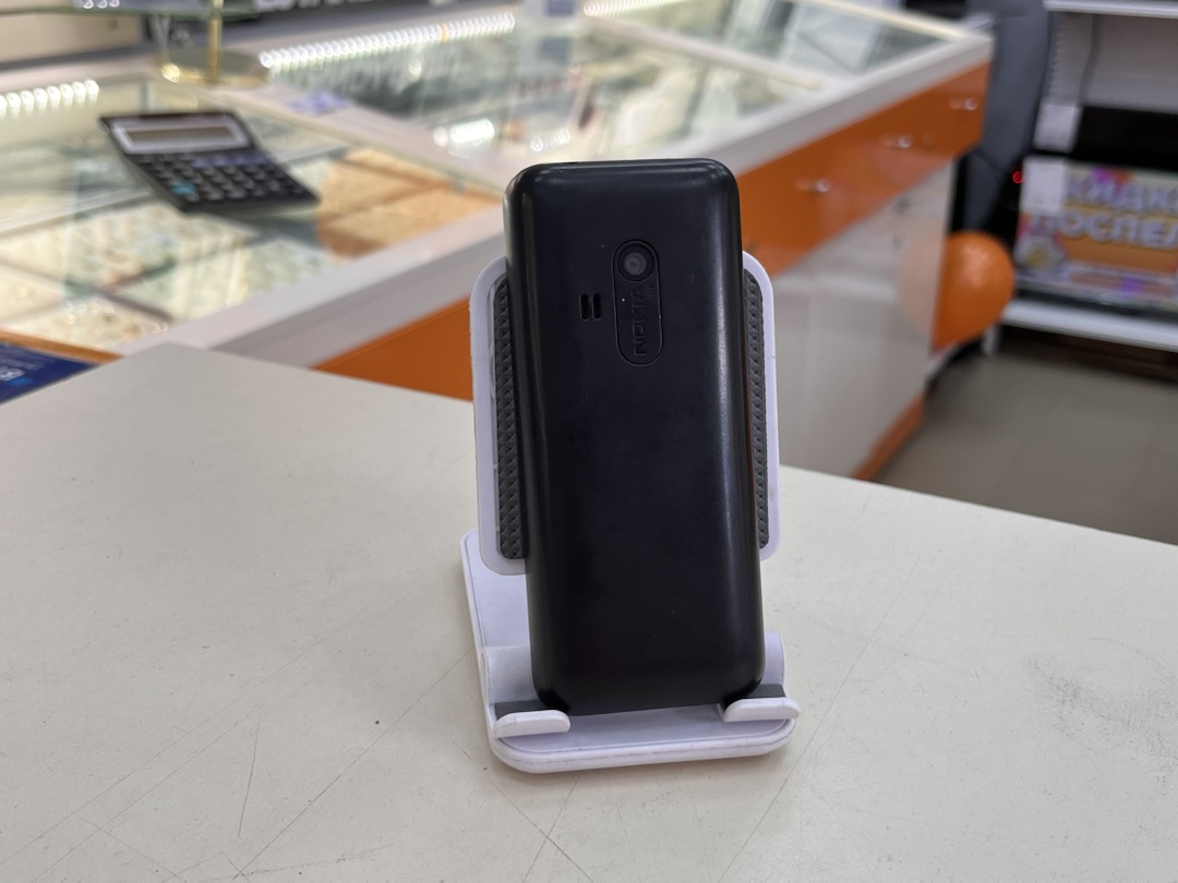 Мобильный телефон Nokia RM-969