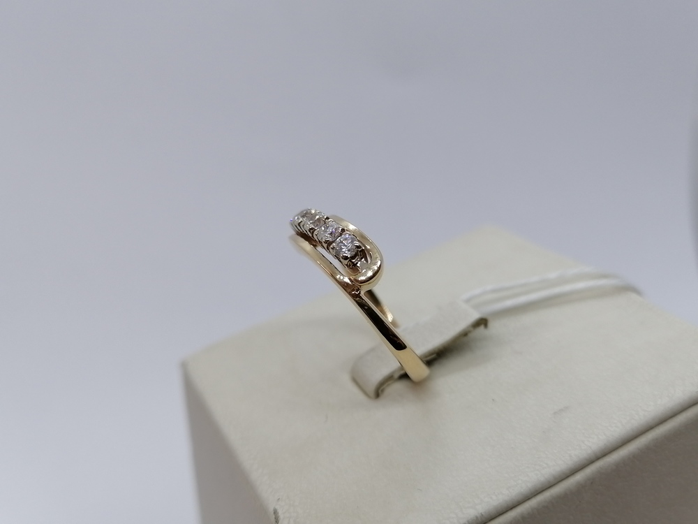 КОЛКМИ585 КОЛЬЦО С КАМНЯМИ (Au 585)