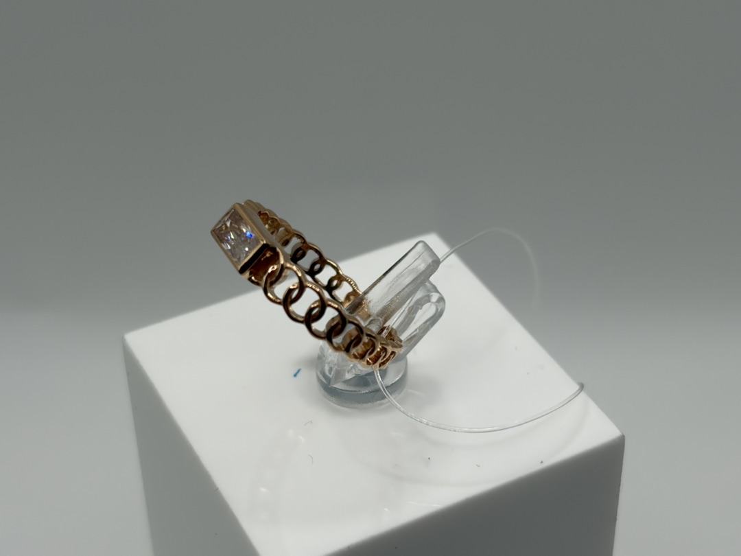 КОЛЬЦО С КАМНЕМ (Au 585)