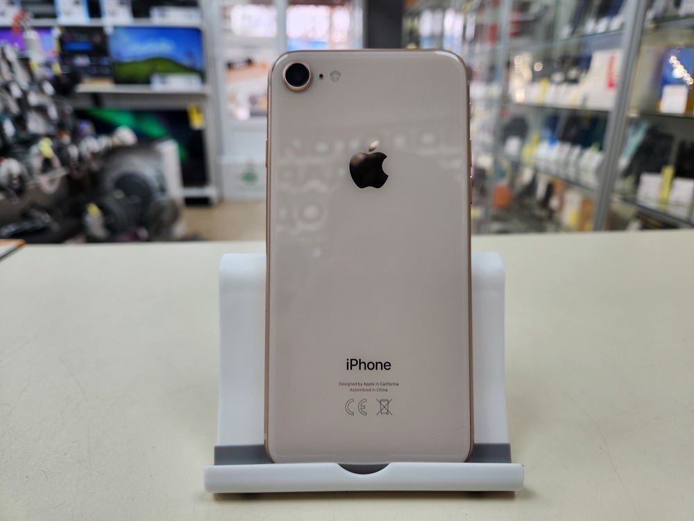 Смартфон Apple iPhone 8 64Gb