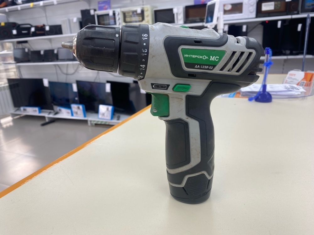 Шуруповерт Интерскол ДА-12/ЭР-02