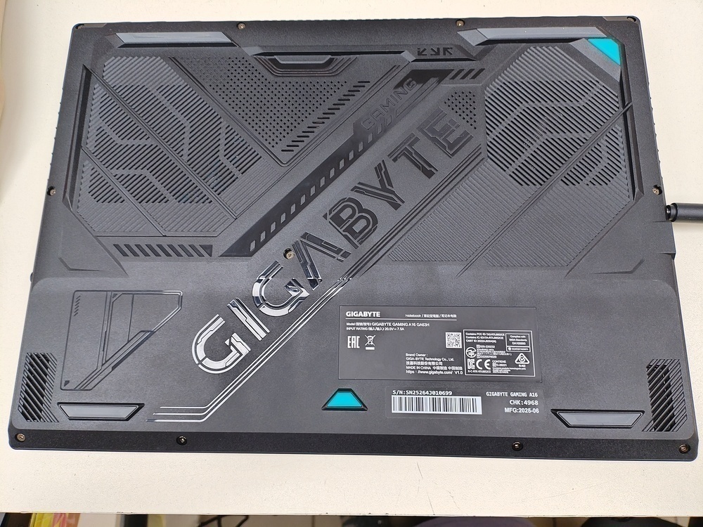Ноутбук Gigabite; Ryzen 7 260, Geforce RTX 5050, 16 Гб, 512 GB, Нет