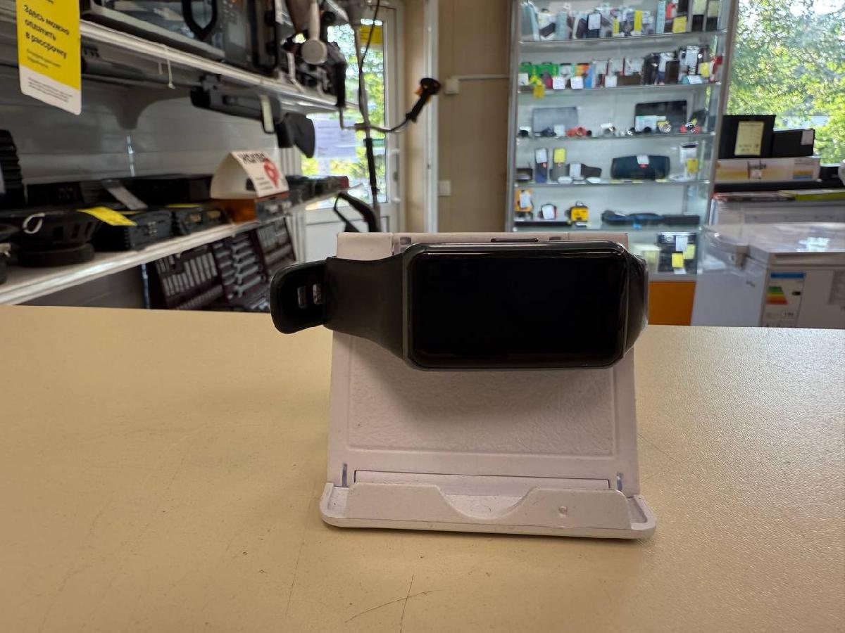 Смарт-часы Huawei Band 6