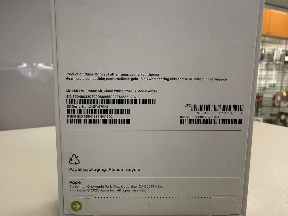 Смартфон Apple Iphone 17 Air 256 Gb