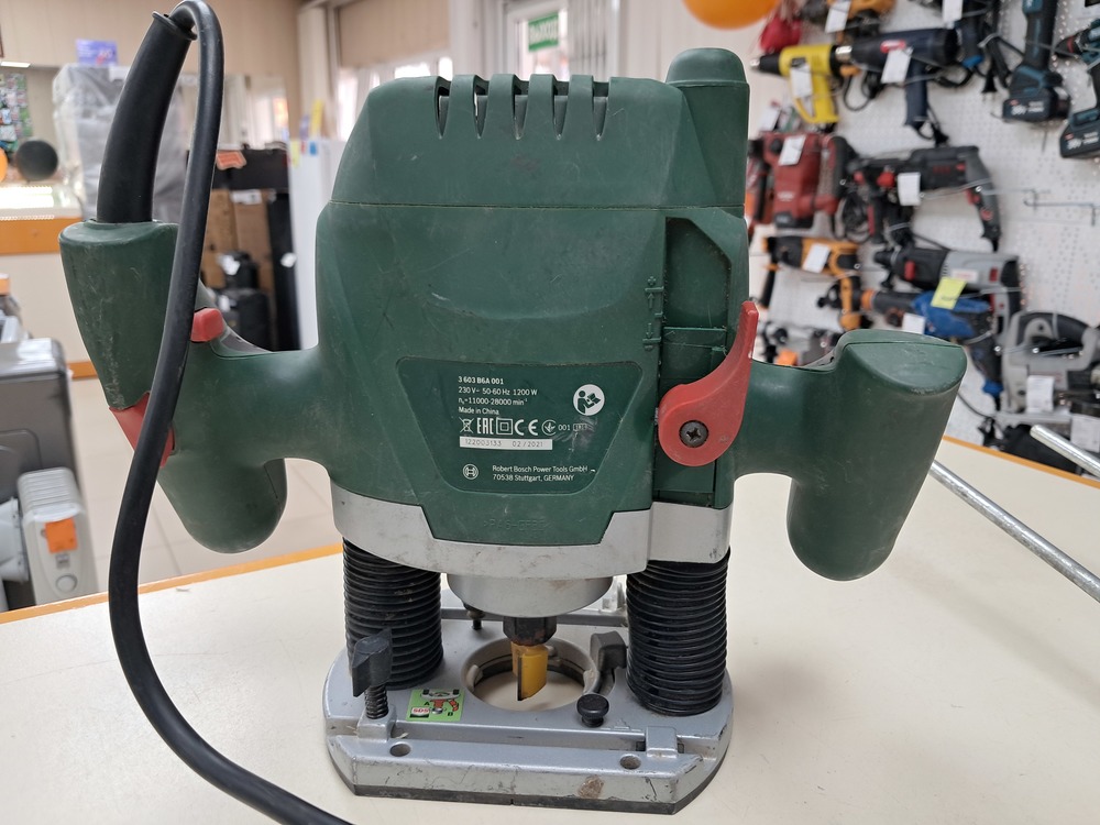 Фрезер Bosch POF 1200AE