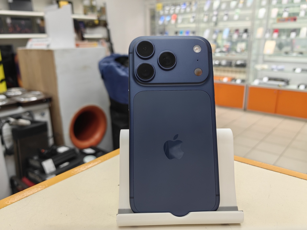 Смартфон Apple Iphone 17 Pro 256Gb