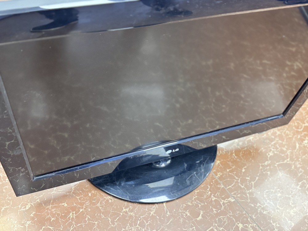 LCD Телевизор LG 32LF2510