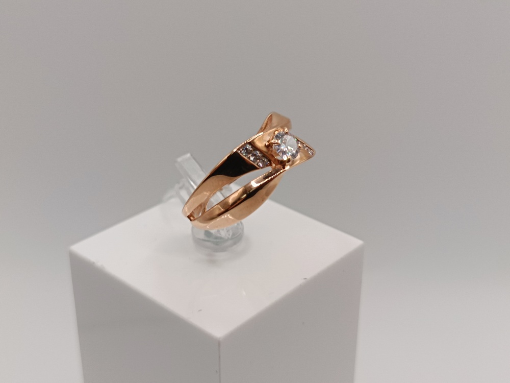 КОЛКМИ585 КОЛЬЦО С КАМНЯМИ (Au 585)