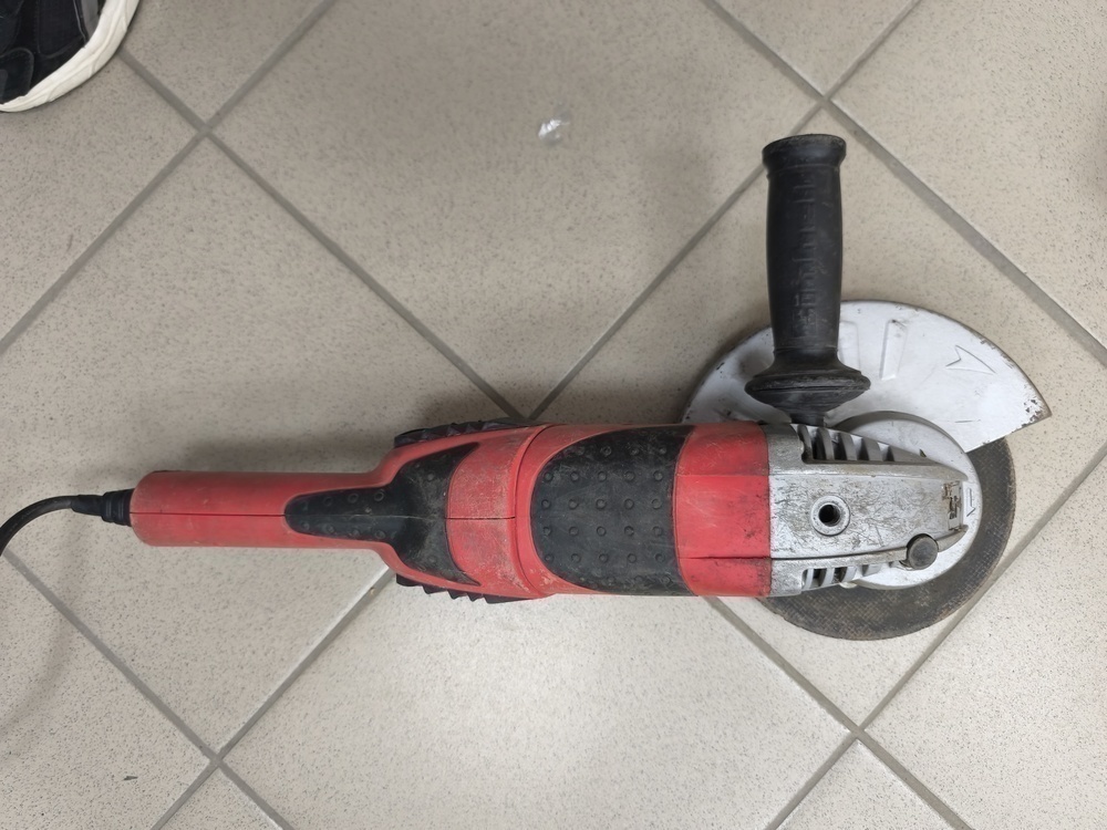 Угловая шлифмашина Einhell TE-AE 230/2000