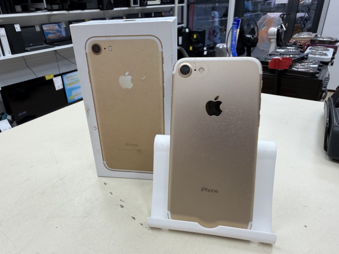 Смартфон Apple iPhone 7 128Gb