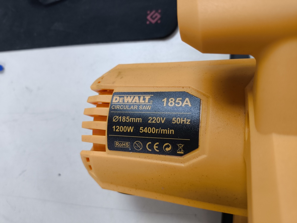 Дисковая пила Dewalt 185A