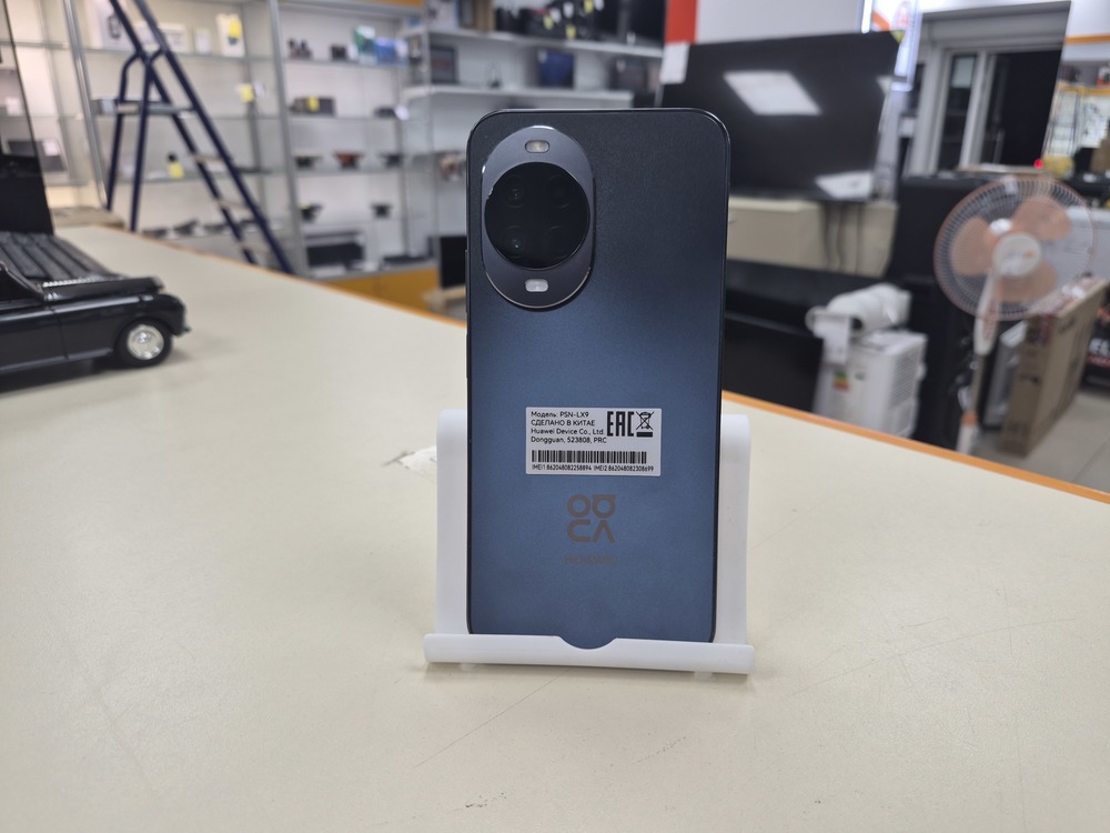 Смартфон Huawei Nova 15 12/256