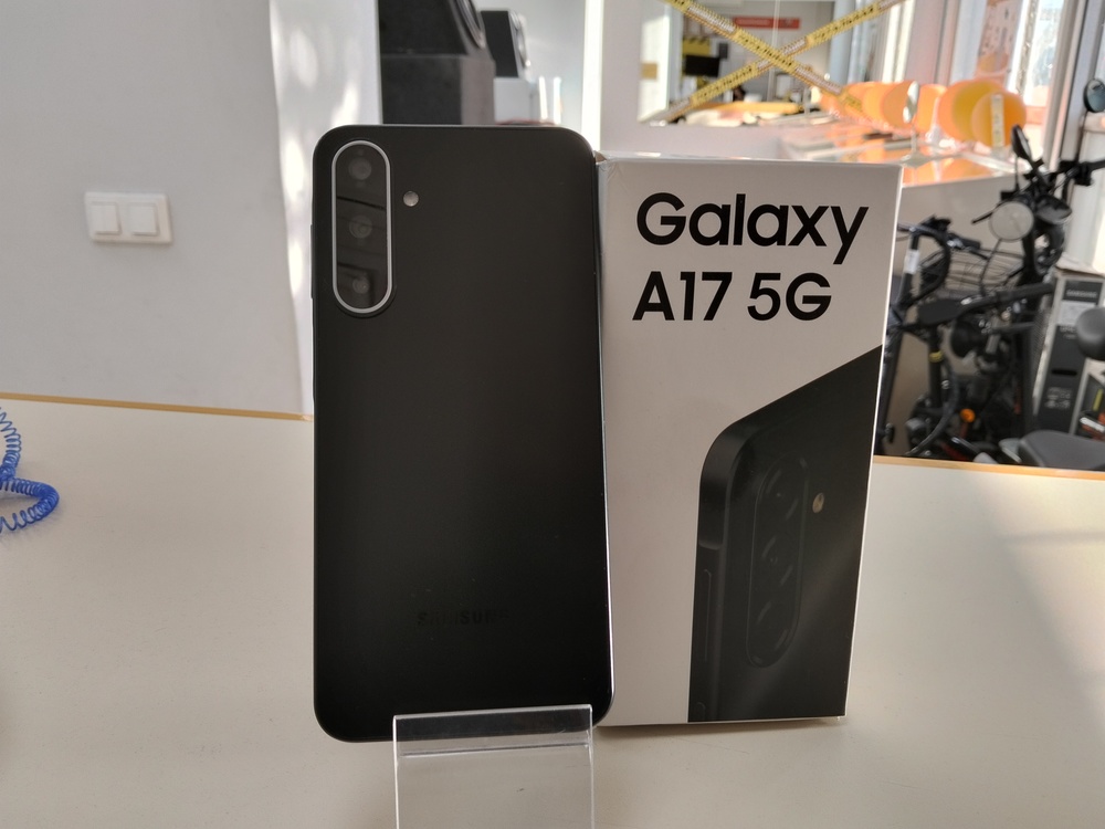 Смартфон Samsung Galaxy A17 5G 8/256