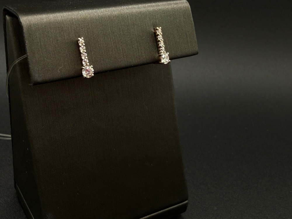 027500 СЕРЬГИ С КАМНЯМИ (Au 585)