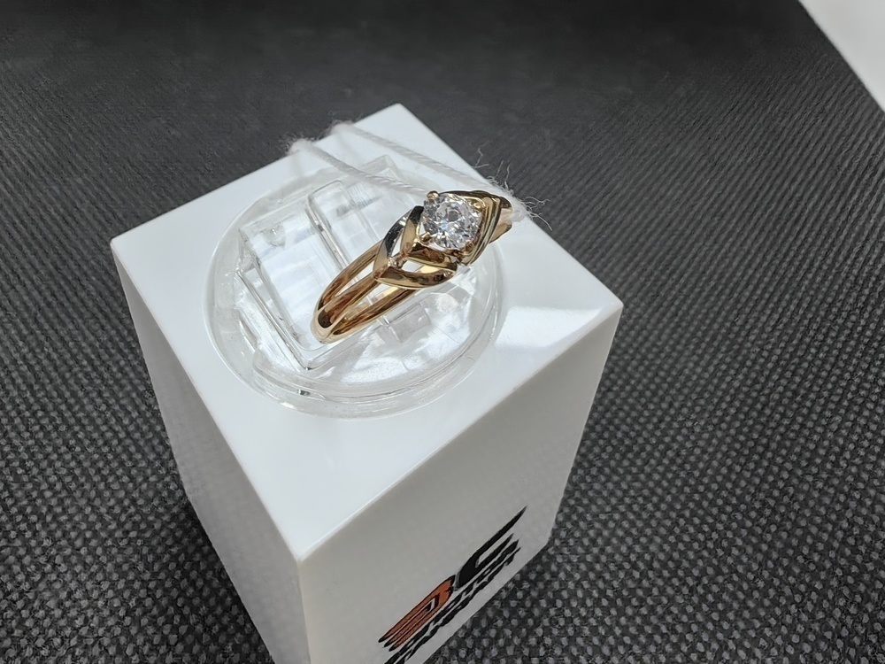 КОЛЬЦО С КАМНЕМ (Au 585)