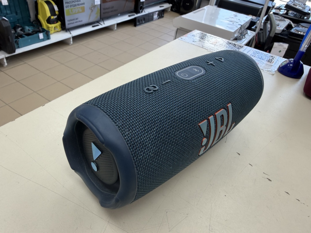 Портативная акустика JBL Charge 5