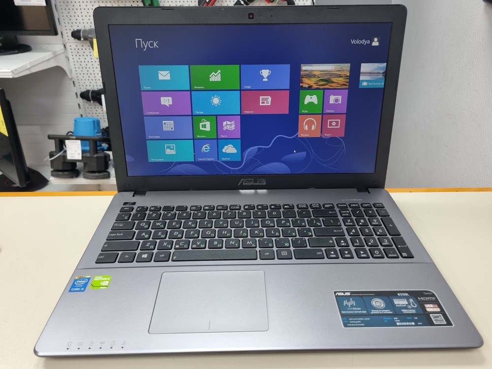 Ноутбук ASUS K550L; Core i5-4200U, GeForce GT 740M, 6 Гб, Нет, 1 Tb