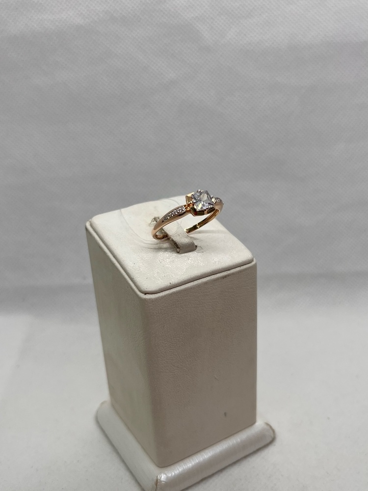 КОЛЬЦО С КАМНЯМИ (Au 585)