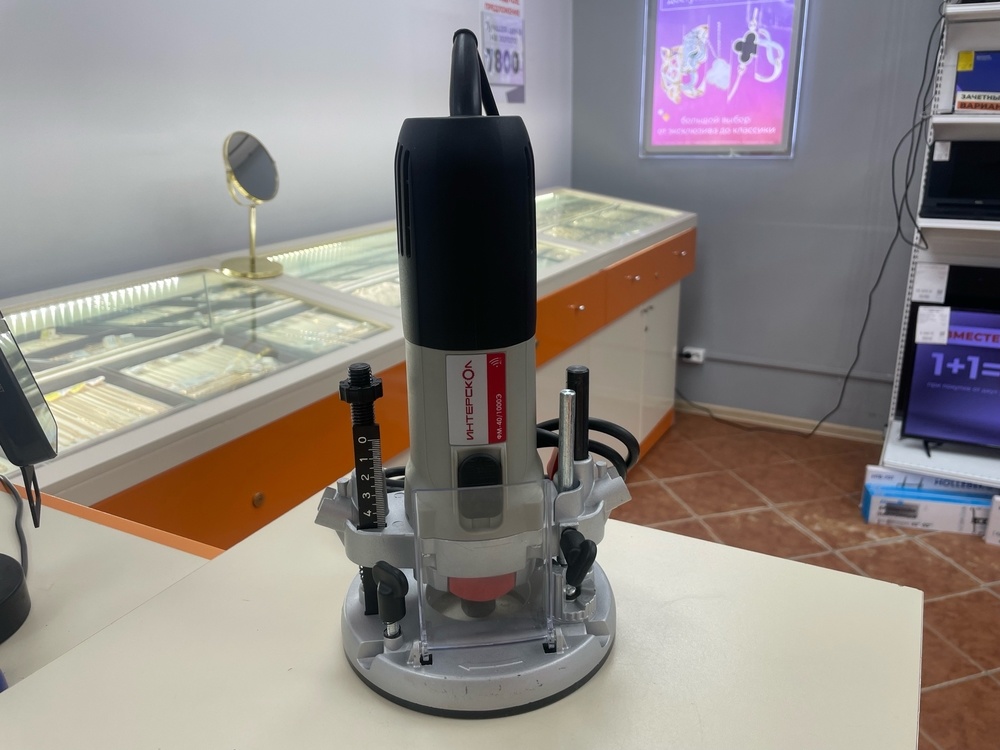 Фрезер Интерскол ФМ40/1000Э