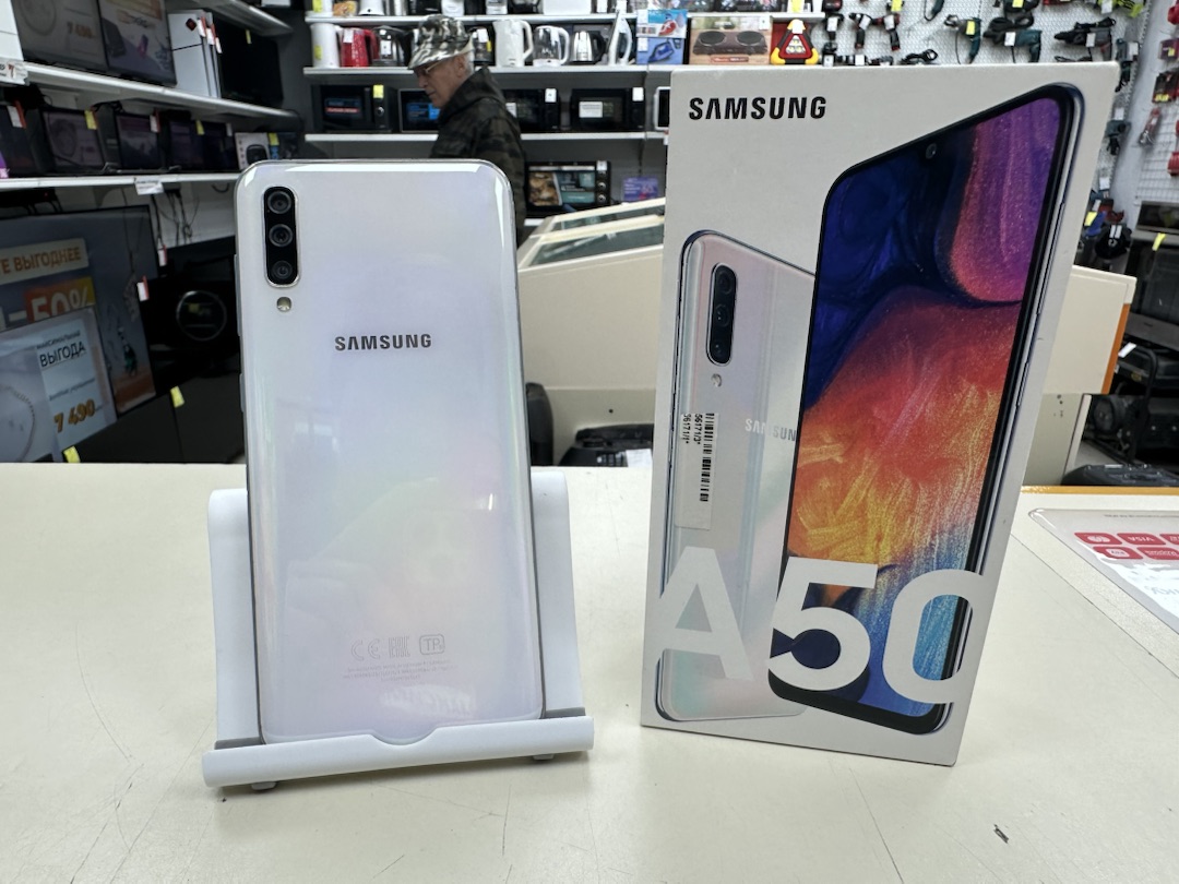 Смартфон Samsung Galaxy A50 4/64
