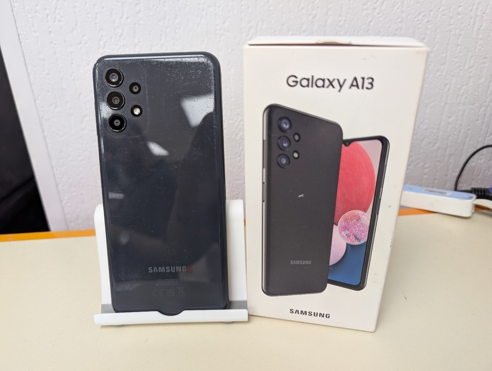 Смартфон Samsung Galaxy A13 4/128
