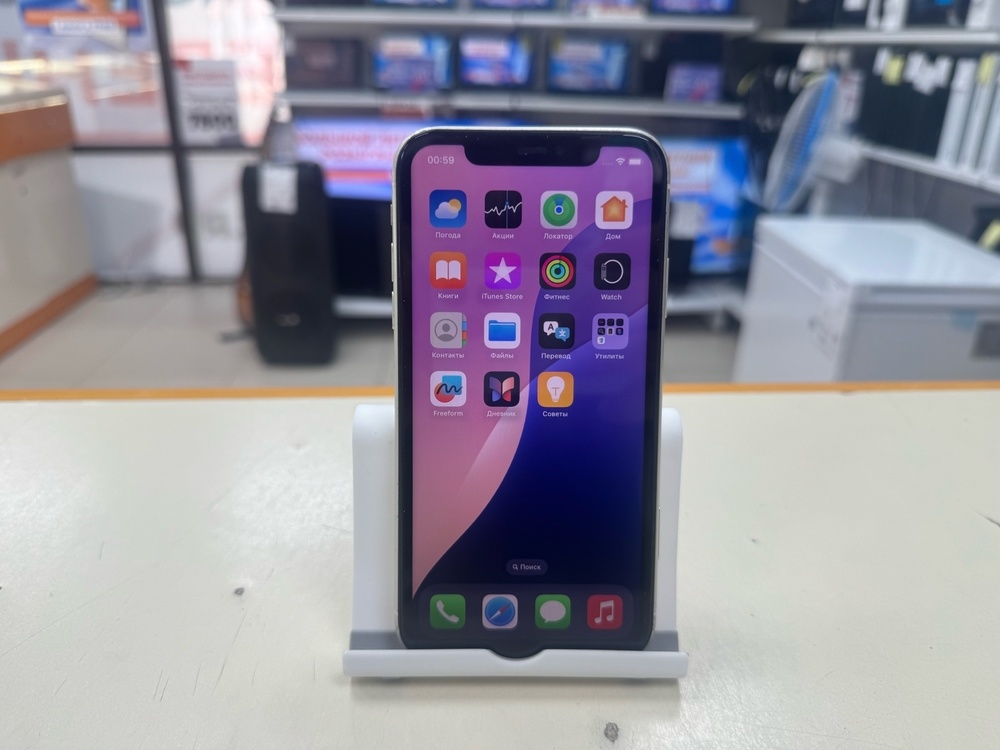 Смартфон Apple iPhone 11 64Gb