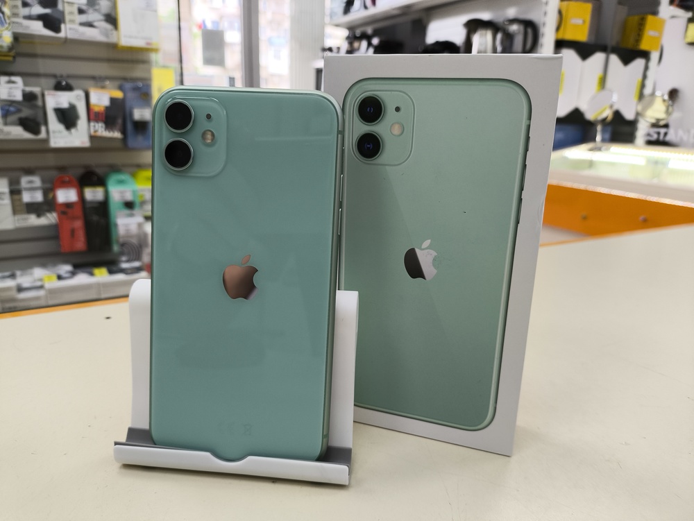 Смартфон Apple iPhone 11 64Gb