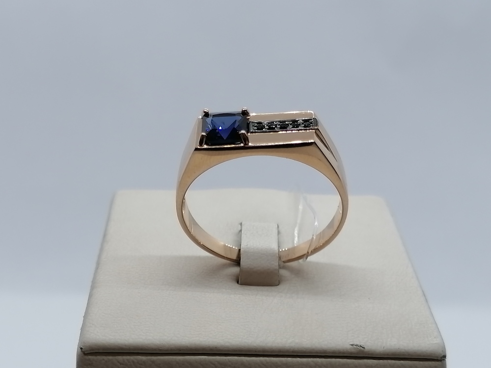 КОЛЬЦО ПЕЧАТКА Сапфир с камнями (Au 585)