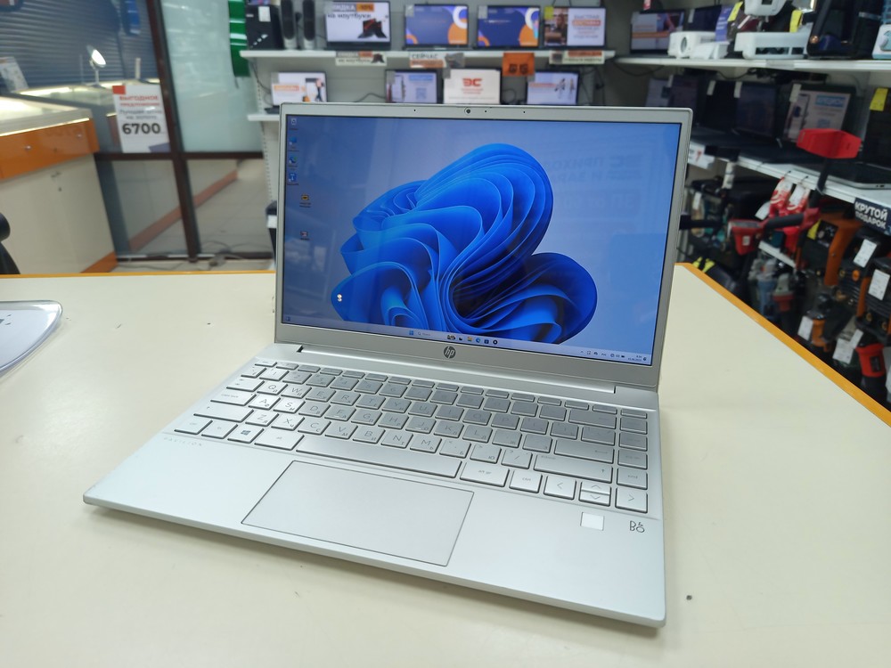 Ноутбук HP; I3-1115G4, Intel UHD Graphics, 8 Гб, 240 Гб, Нет