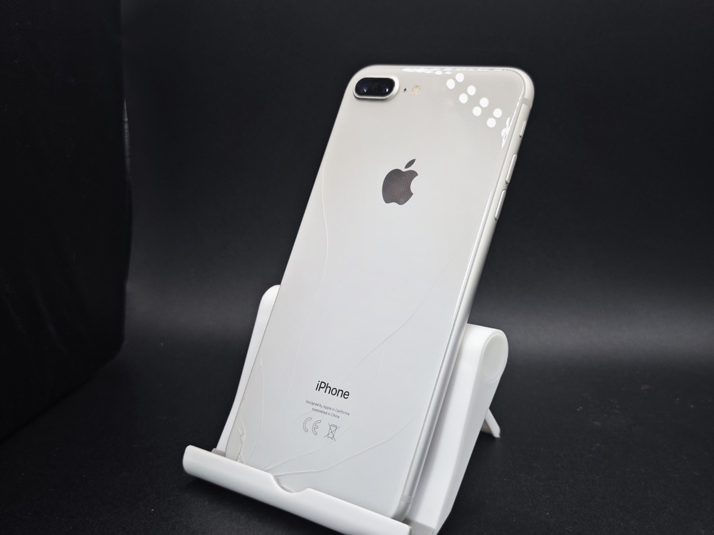 Смартфон Apple iPhone 8 Plus 64Gb