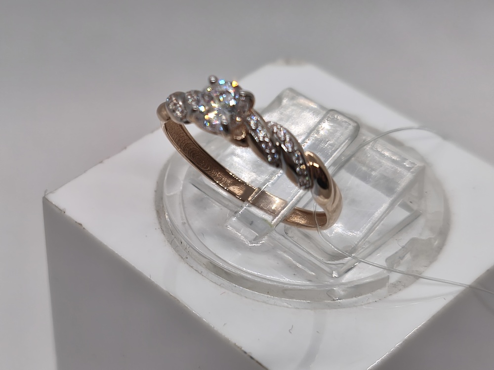 КОЛЬЦО С КАМНЯМИ (Au 585)