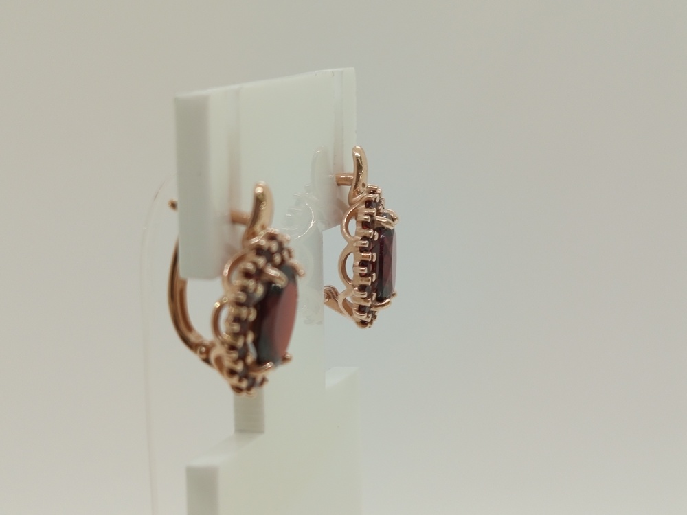 СЕРЬГИ ГРАНАТ (Au 585)