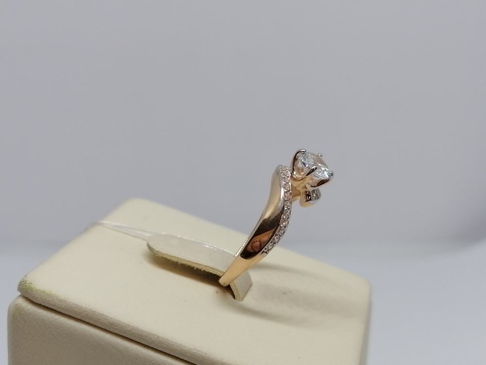 КОЛЬЦО С КАМНЯМИ (Au 585)